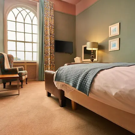 The Old Custom House Otel