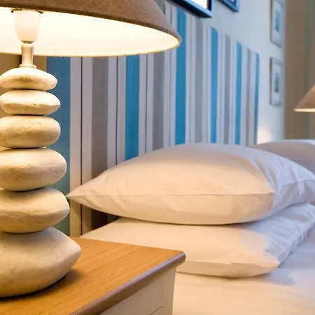 The Old Custom House Otel 4*