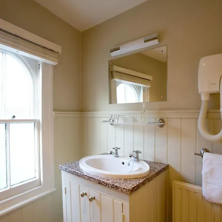 The Old Custom House Otel 4*